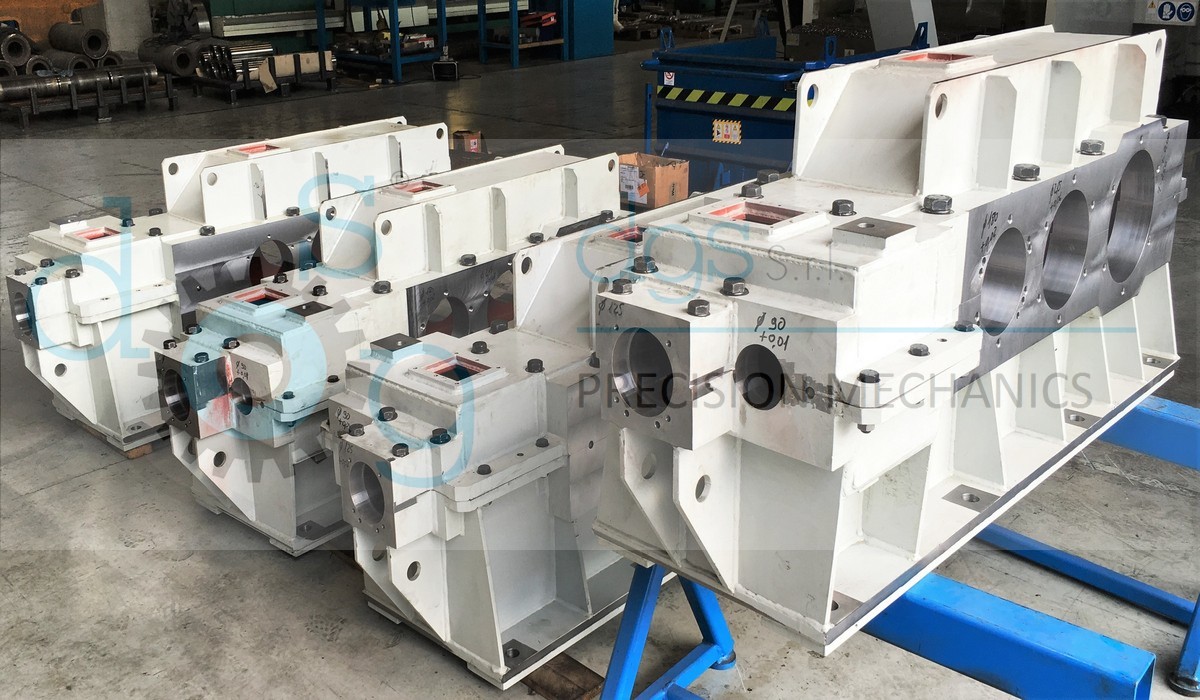 azienda-FOTO-CON-LOGO-10B azienda-FOTO-CON-LOGO-10B