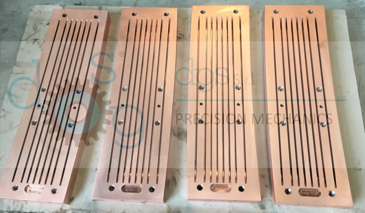 azienda-FOTO-CON-LOGO-4B azienda-FOTO-CON-LOGO-4B